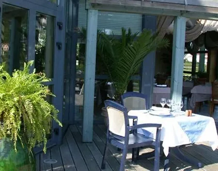Les Sapins Hotel Le Menil