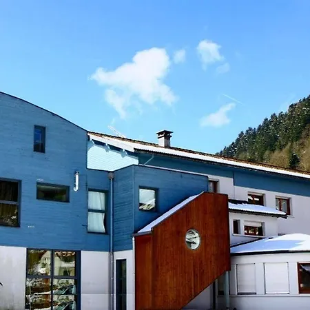 Logis Les Sapins Hotell