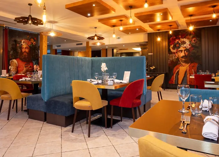 Logis Les Sapins Отель 2*