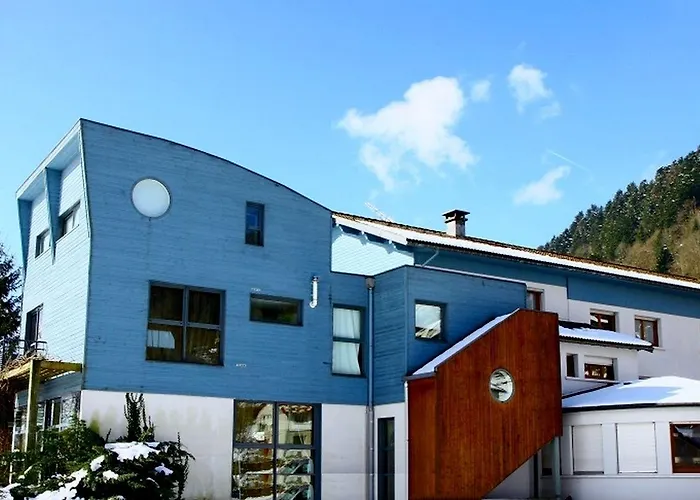 Logis Les Sapins 2* Le Menil